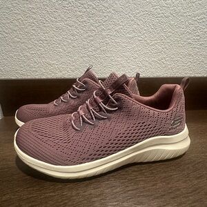 Skechers Women's Mauve Sneakers